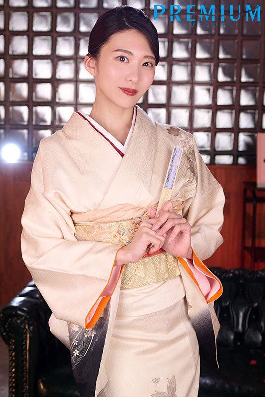 卒業前に信頼していた恩師に裏切られ媚●を盛られて好き放題犯×れる美少女学級委員長 響乃うた